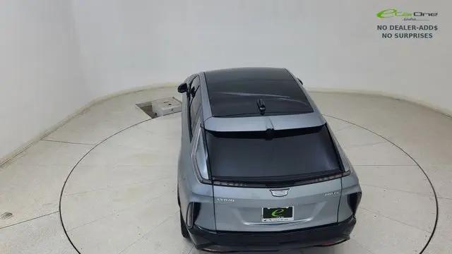 2024 Cadillac iQ Sport w/1SJ