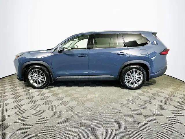 2026 Toyota Grand Highlander LE