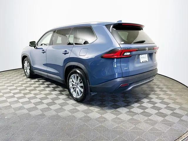 2026 Toyota Grand Highlander LE
