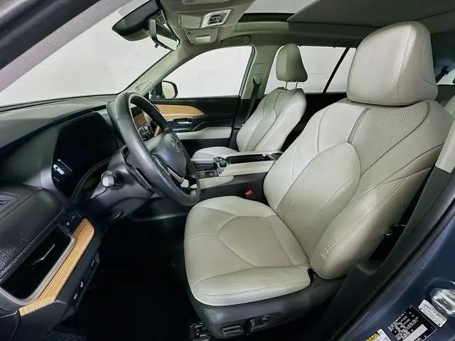 2026 Toyota Grand Highlander LE
