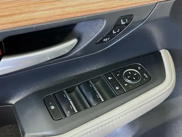 2026 Toyota Grand Highlander LE