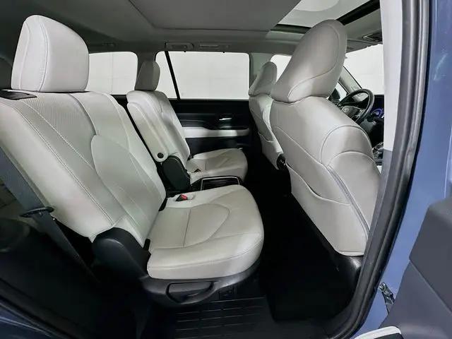 2026 Toyota Grand Highlander LE
