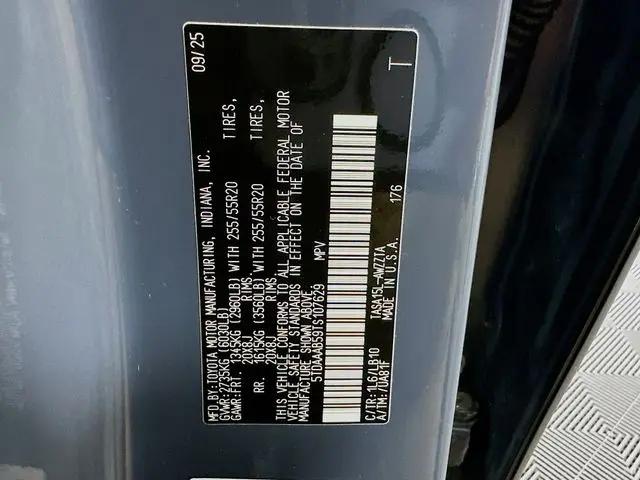 2026 Toyota Grand Highlander LE
