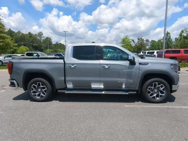 2026 GMC Sierra 1500 Crew Cab, Short Bed, SLT, 4WD