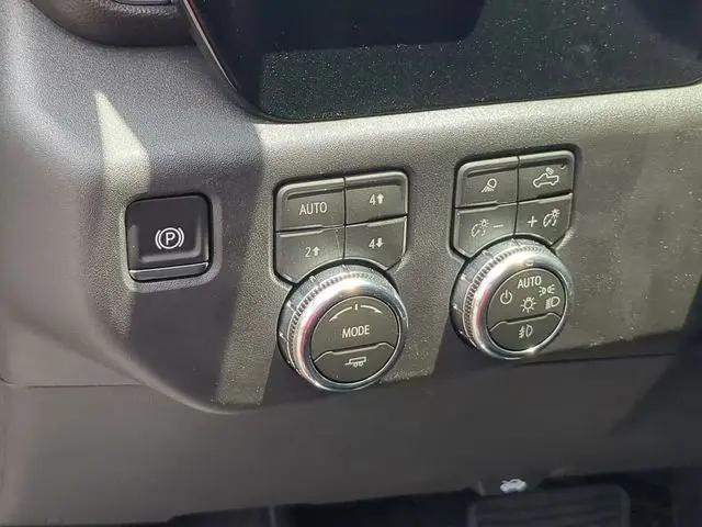 2026 GMC Sierra 1500 Crew Cab, Short Bed, SLT, 4WD