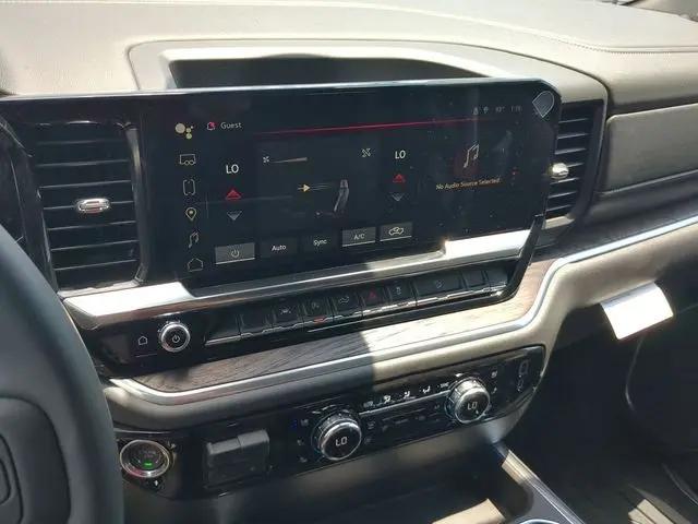 2026 GMC Sierra 1500 Crew Cab, Short Bed, SLT, 4WD