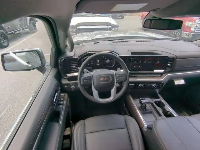 2026 GMC Sierra 1500 Crew Cab, Short Bed, SLT, 4WD
