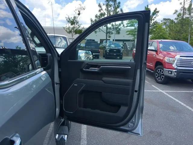 2026 GMC Sierra 1500 Crew Cab, Short Bed, SLT, 4WD