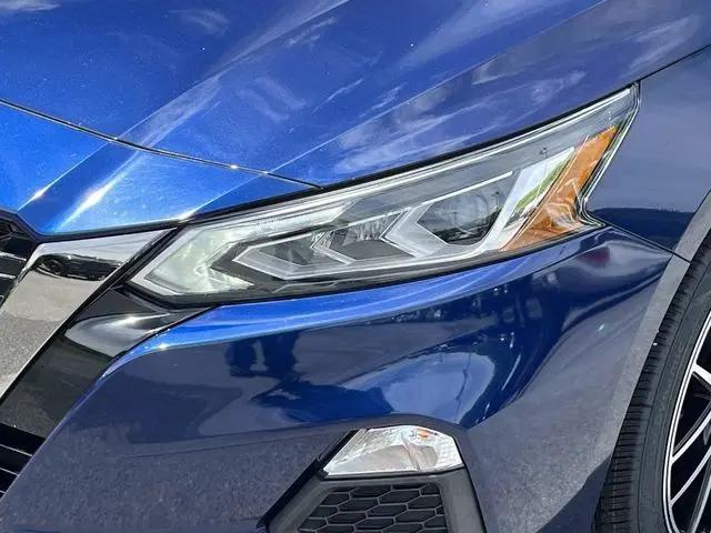 2021 Nissan Altima SR FWD