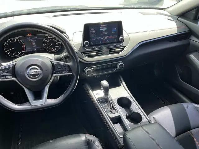 2021 Nissan Altima SR FWD