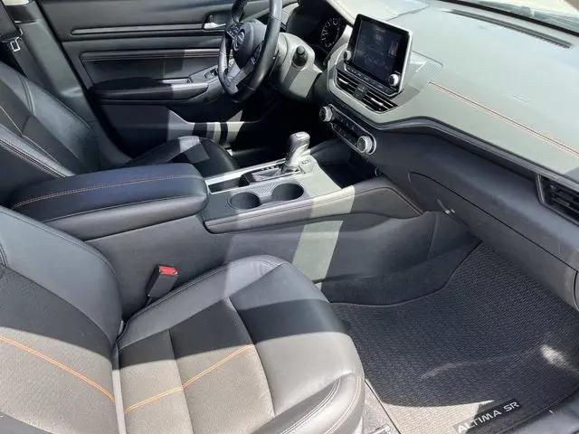 2021 Nissan Altima SR FWD
