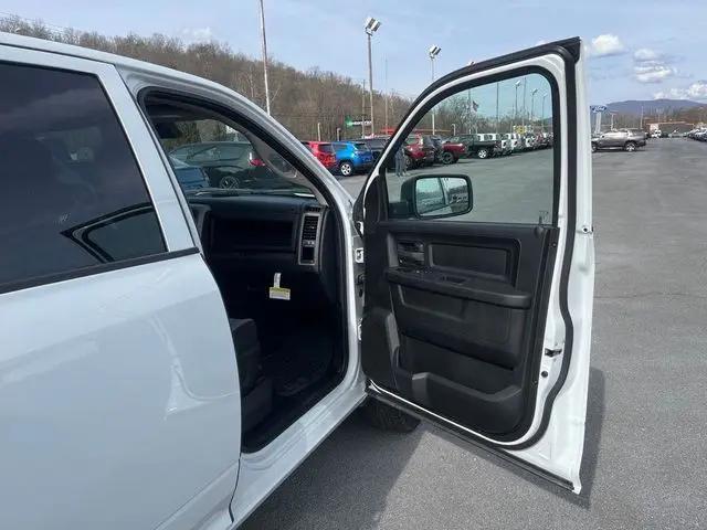 2023 Ram 1500 Classic Tradesman Crew Cab 4x4 5'7" Box
