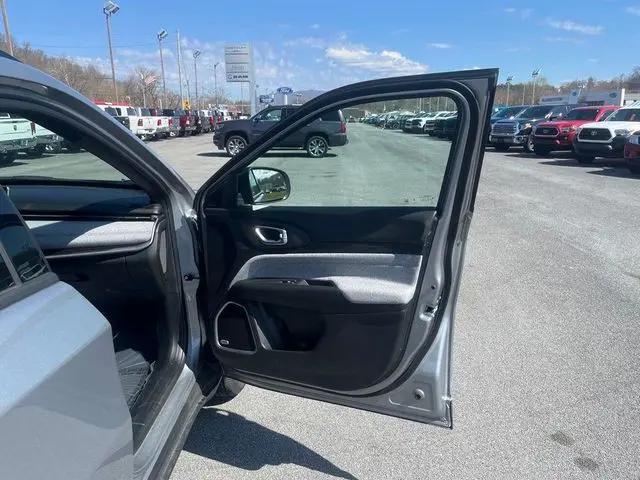 2023 Jeep Compass Latitude Lux FWD