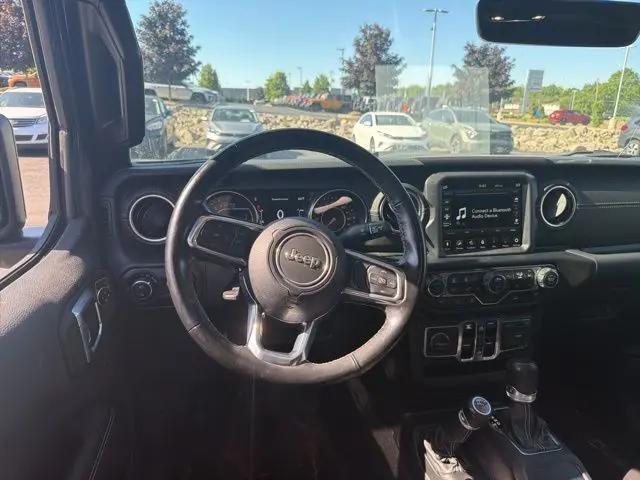 2021 Jeep Gladiator Overland