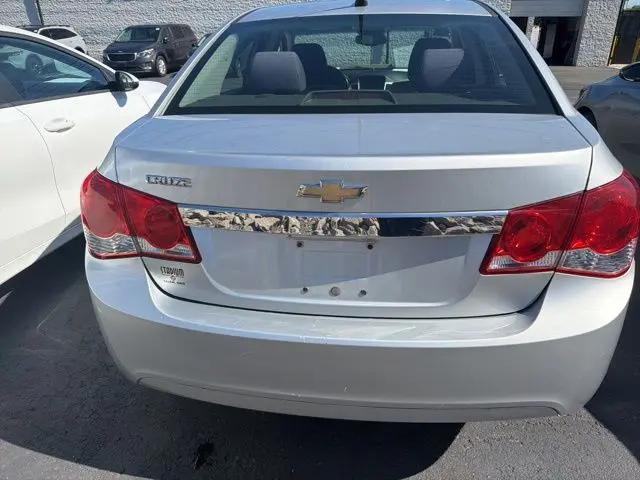 2014 Chevrolet Cruze LS Auto