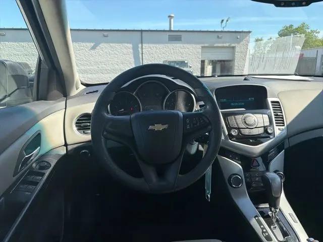 2014 Chevrolet Cruze LS Auto