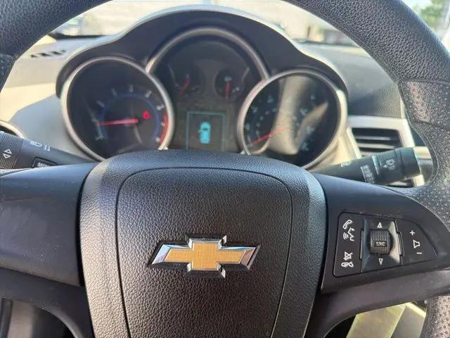 2014 Chevrolet Cruze LS Auto