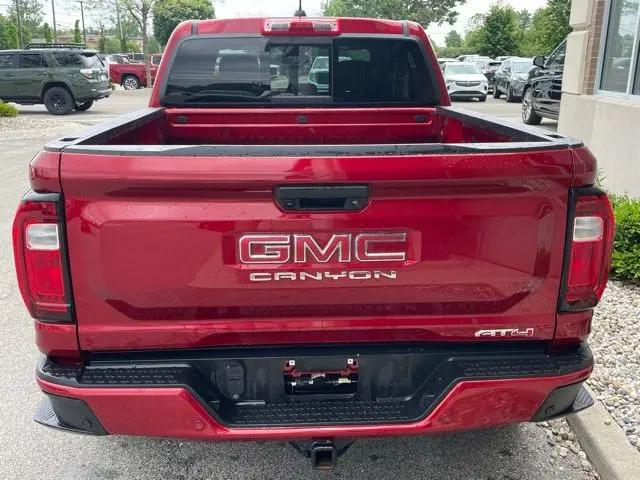 2023 GMC Canyon 4WD Crew Cab Short Box AT4