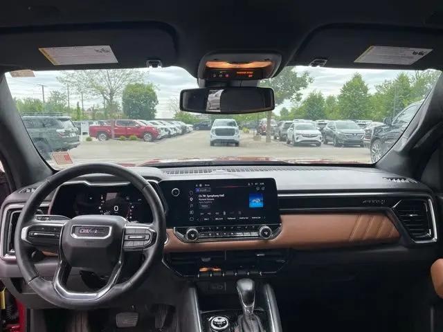 2023 GMC Canyon 4WD Crew Cab Short Box AT4