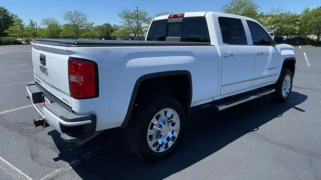 2015 GMC Sierra 2500HD Denali