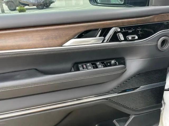 2022 Jeep Grand Wagoneer Series I 4x4