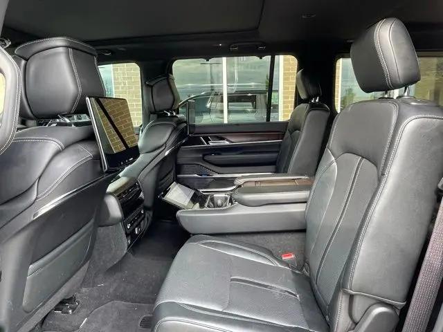 2022 Jeep Grand Wagoneer Series I 4x4
