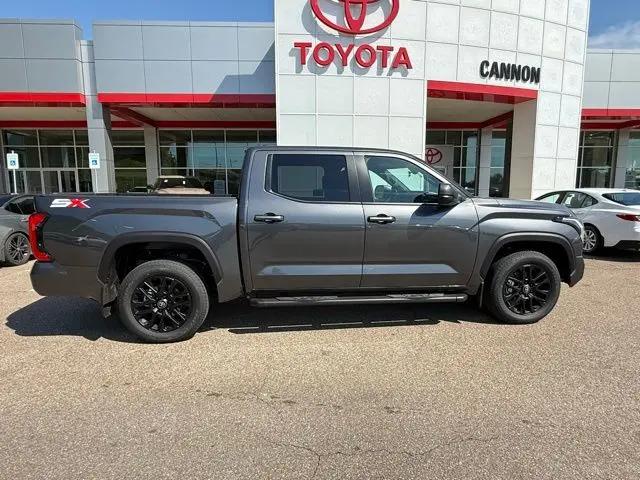 2026 Toyota Tundra SR5 CrewMax 5.5' Bed