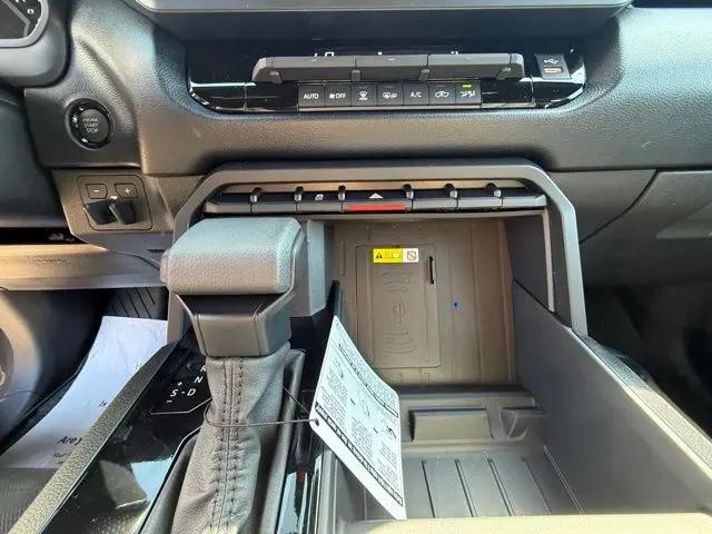 2026 Toyota Tundra SR5 CrewMax 5.5' Bed