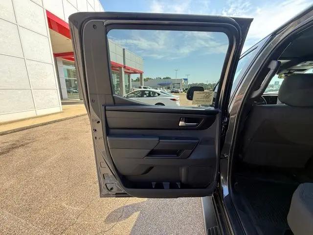2026 Toyota Tundra SR5 CrewMax 5.5' Bed