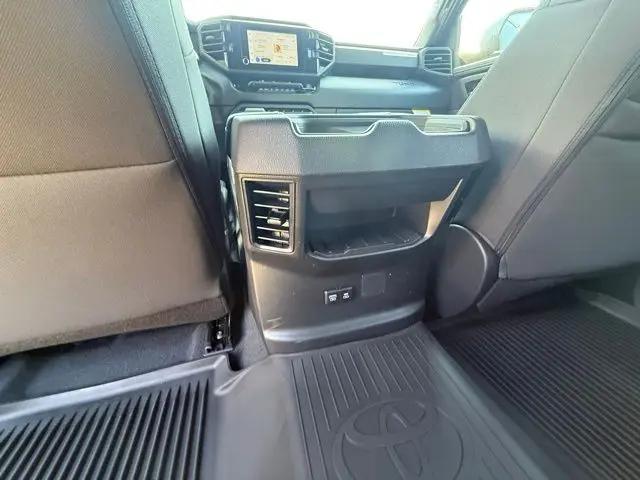 2026 Toyota Tundra SR5 CrewMax 5.5' Bed
