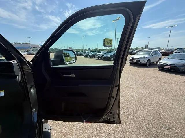 2026 Toyota Tundra SR5 CrewMax 5.5' Bed