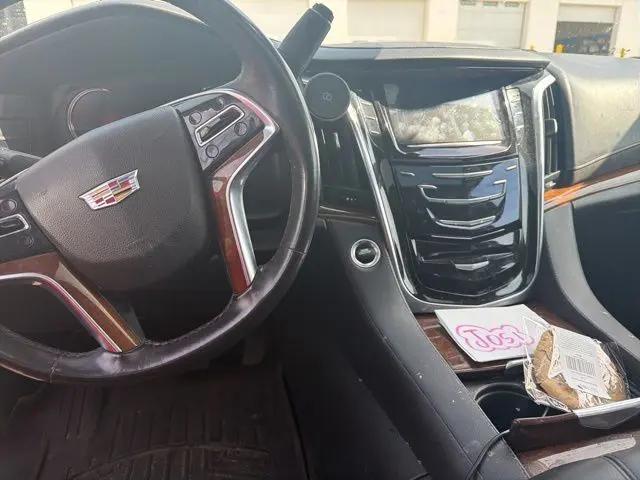 2020 Cadillac Escalade ESV 4WD Luxury