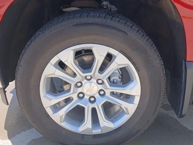 2026 Chevrolet Silverado 1500 4WD Crew Cab Short Bed LTZ