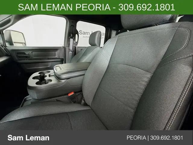 2026 Ram 2500 Black Express Crew Cab 4x4 64 Box
