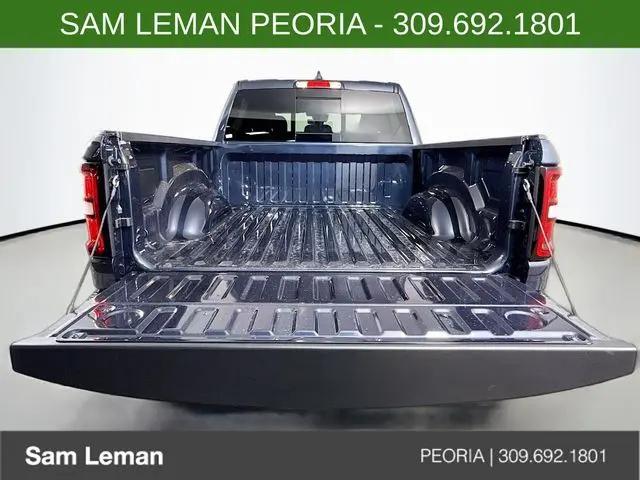 2026 Ram 1500 Express Crew Cab 4x4 57 Box