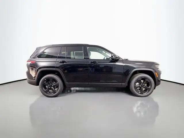 2025 Jeep Grand Cherokee Limited 4x4