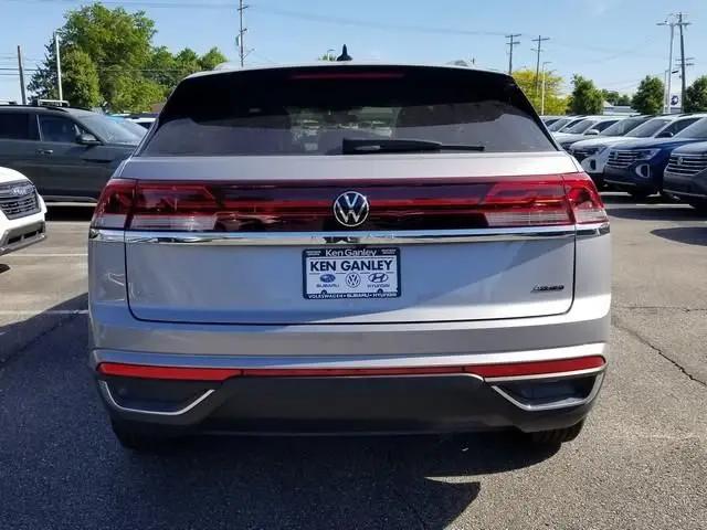 2026 Volkswagen Atlas Cross Sport SE
