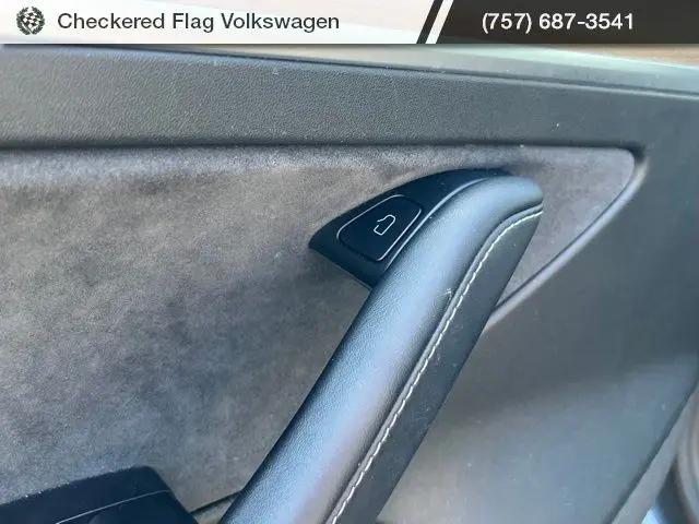 2021 Tesla Model 3 Standard Range Plus Rear-Wheel Drive