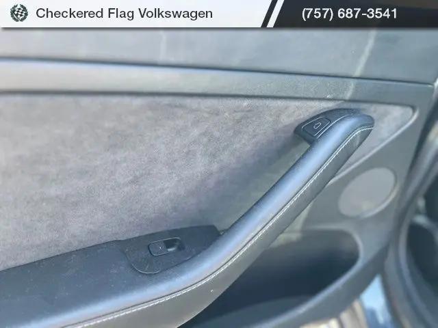 2021 Tesla Model 3 Standard Range Plus Rear-Wheel Drive