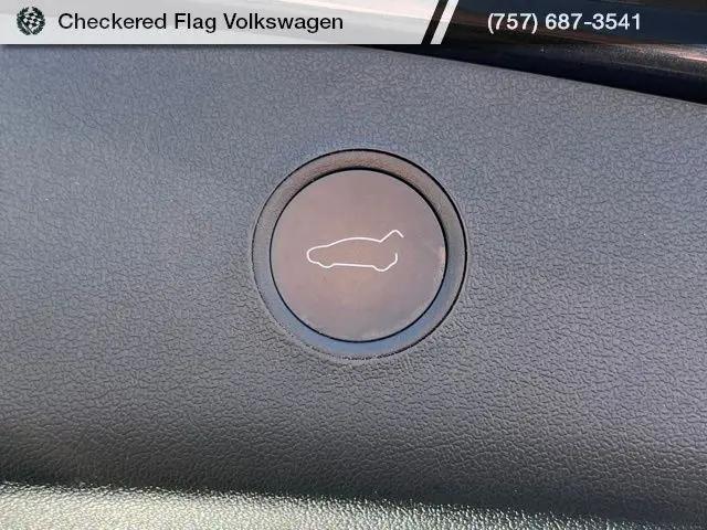 2021 Tesla Model 3 Standard Range Plus Rear-Wheel Drive