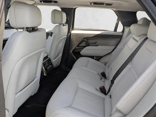2024 Land Rover Range Rover Sport SE