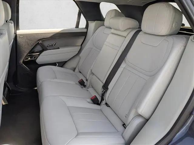 2024 Land Rover Range Rover Sport SE
