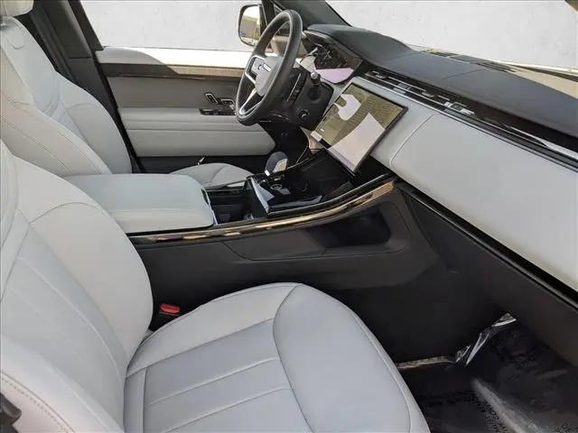 2024 Land Rover Range Rover Sport SE