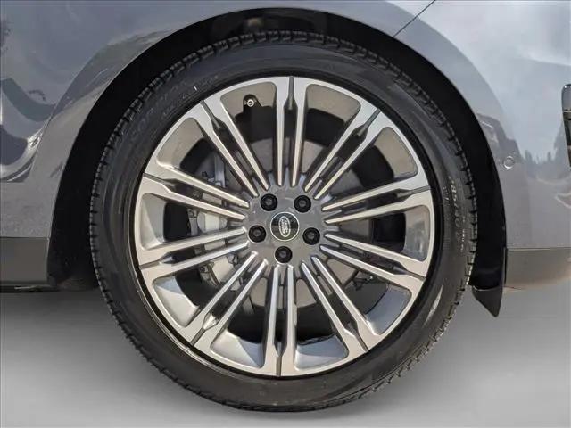 2024 Land Rover Range Rover Sport SE