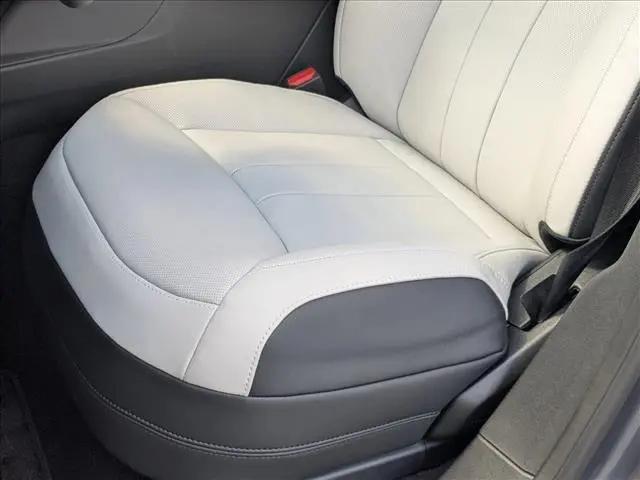 2026 Land Rover Range Rover Sport P400 Dynamic SE