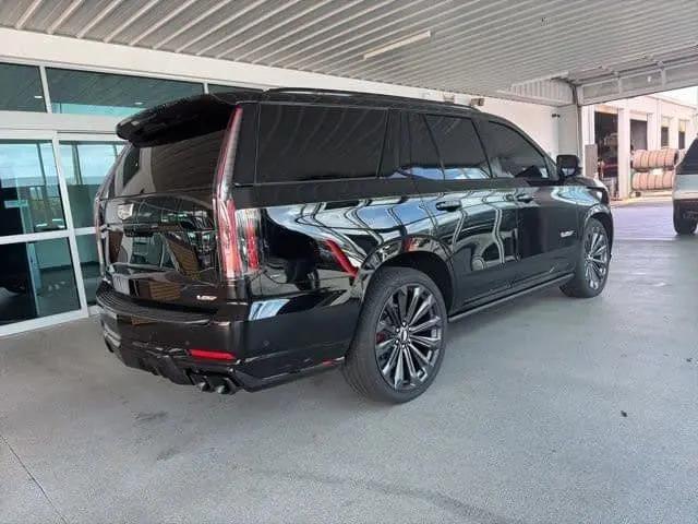 2025 Cadillac Escalade V-Series