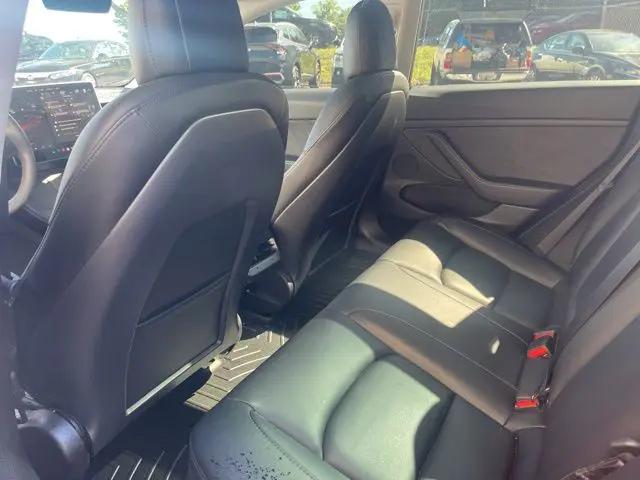 2022 Tesla Model 3 Rear-Wheel Drive