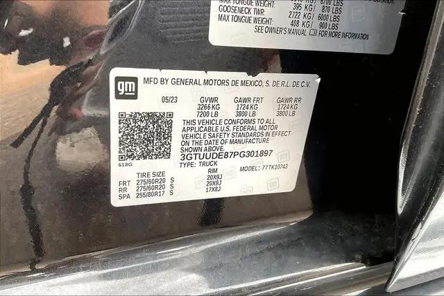 2023 GMC Sierra 1500 4WD Crew Cab Standard Box SLT