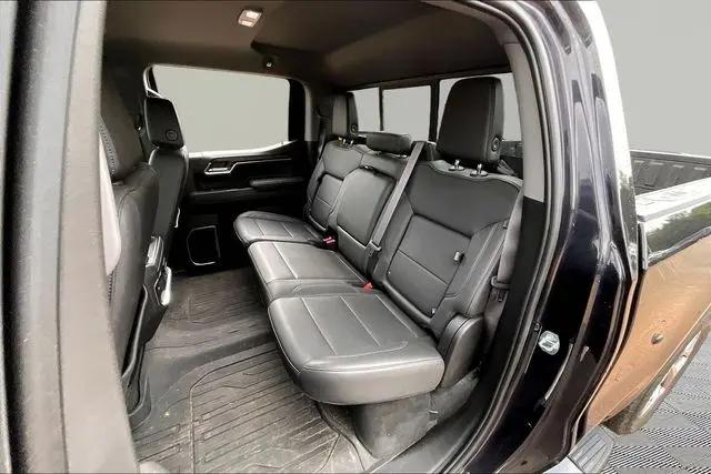2023 GMC Sierra 1500 4WD Crew Cab Standard Box SLT