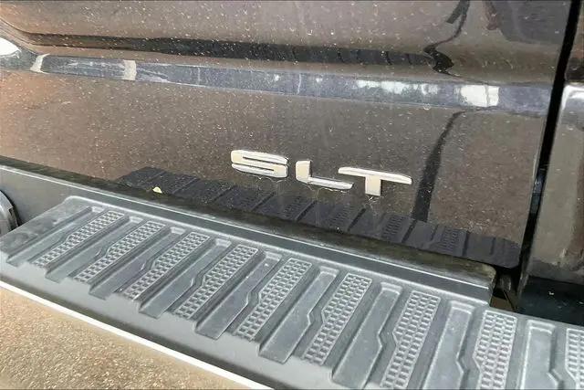 2023 GMC Sierra 1500 4WD Crew Cab Standard Box SLT